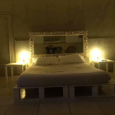 Comeacasatua Bari Kültér fotó