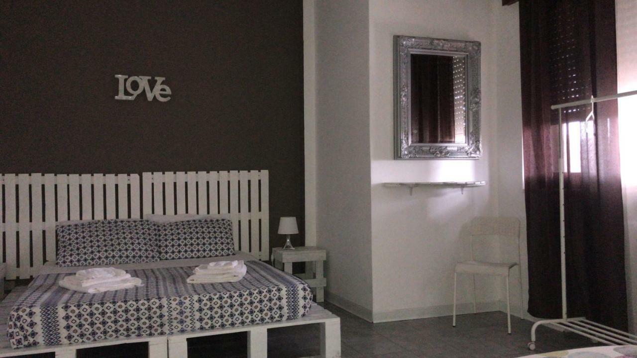 Comeacasatua Bari Kültér fotó